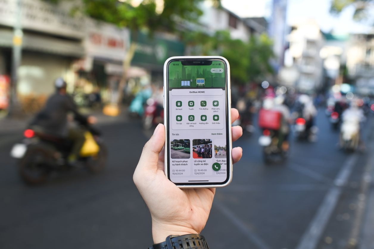 Chỉ sau 2 tháng, mini app GoBus TPHCM đã đạt hơn 245.000 lượt tải, khẳng định sự thuận tiện, hữu ích của mini app xe buýt công nghệ trên Zalo đối với người dân, và vượt xa mốc 201.000 lượt tải trong 4 năm trên các kho ứng dụng.