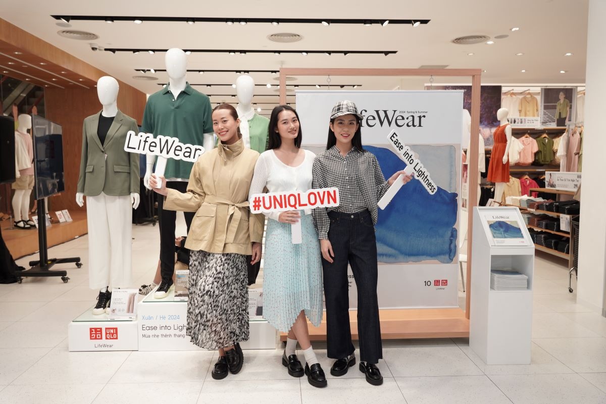 UNIQLO giới thiệu BST LifeWear Xuân/Hè 2024 với chủ đề “Mùa Nhẹ Thênh Thang”