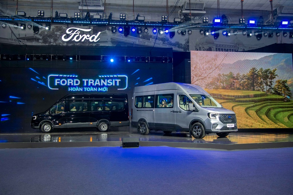  ra mắt Ford Transit thế hệ mới 