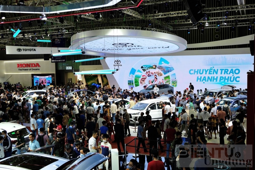 BTC triển lãm cho biết, ở lần trở lại vào tháng 10 tới đây, Vietnam Motor Show (VMS) hứa hẹn sẽ mang đến cho cộng đồng đam mê xe tại Việt Nam trải nghiệm đa chiều và đầy màu sắc nhờ sự đóng góp của những công nghệ tiên tiến nhất.